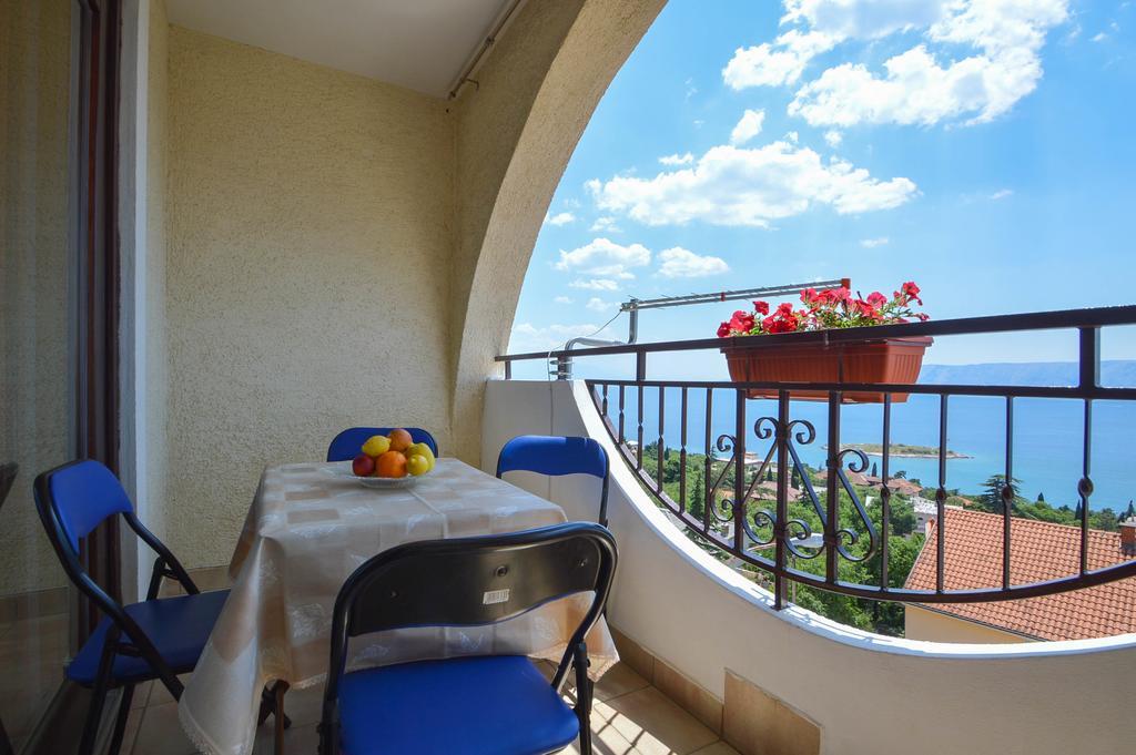 Apartment Natasa Novi Vinodolski Ruang foto